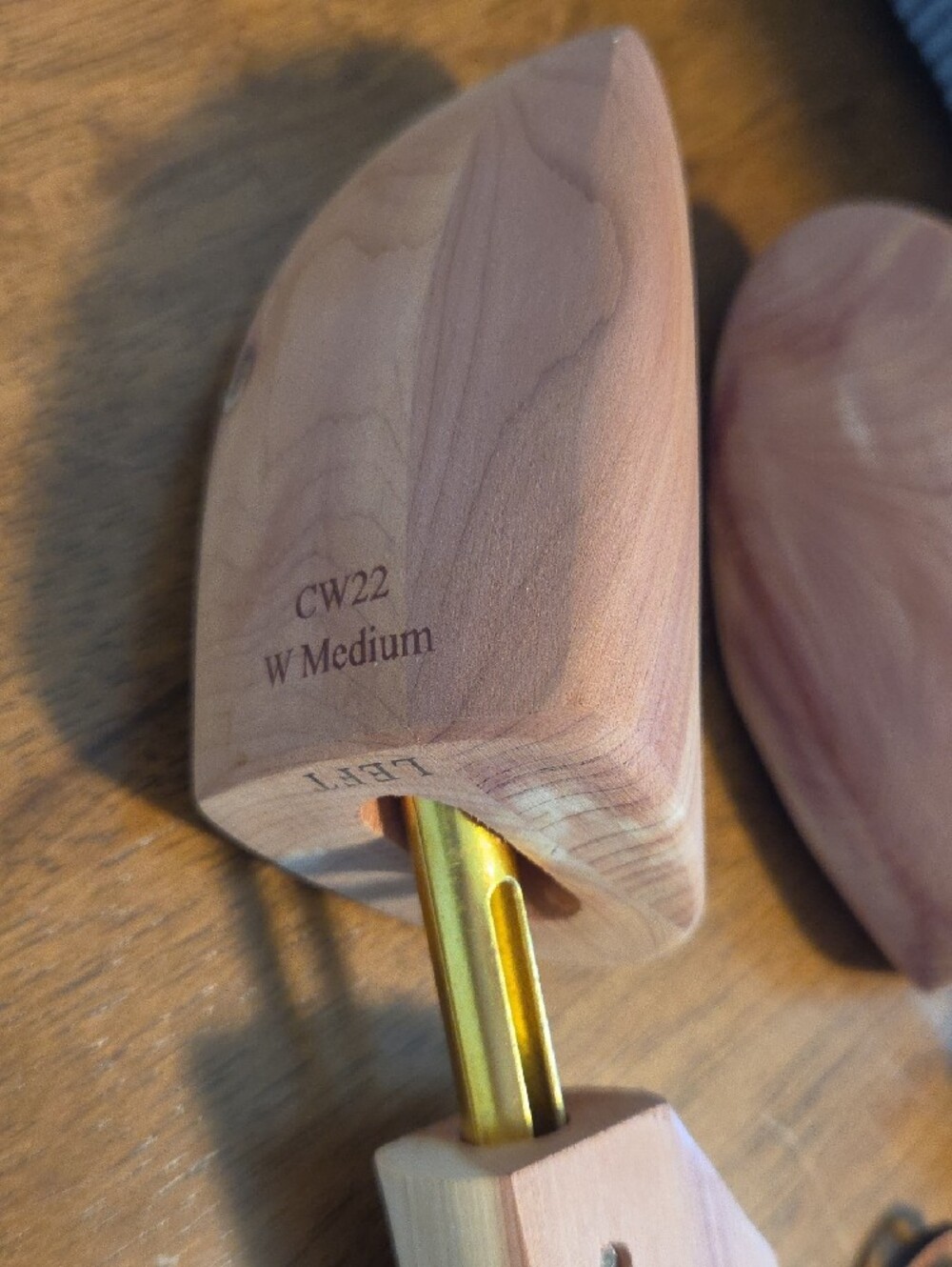 Wooden Cedar Shoe Trees with Brass Adjustable Rods - Natural Cedar - Picture 5 of 8